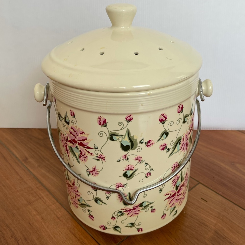 Chic Classic - Compost canister for counter